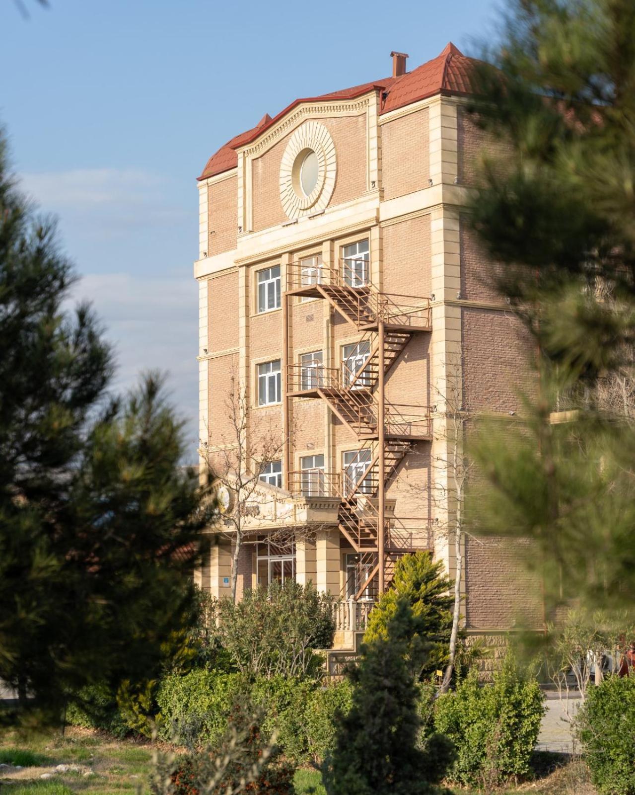 Green City Resort Hotel Баку Экстерьер фото