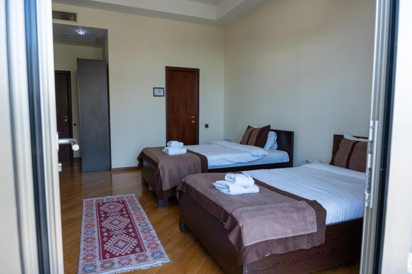 Green City Resort Hotel Баку Экстерьер фото